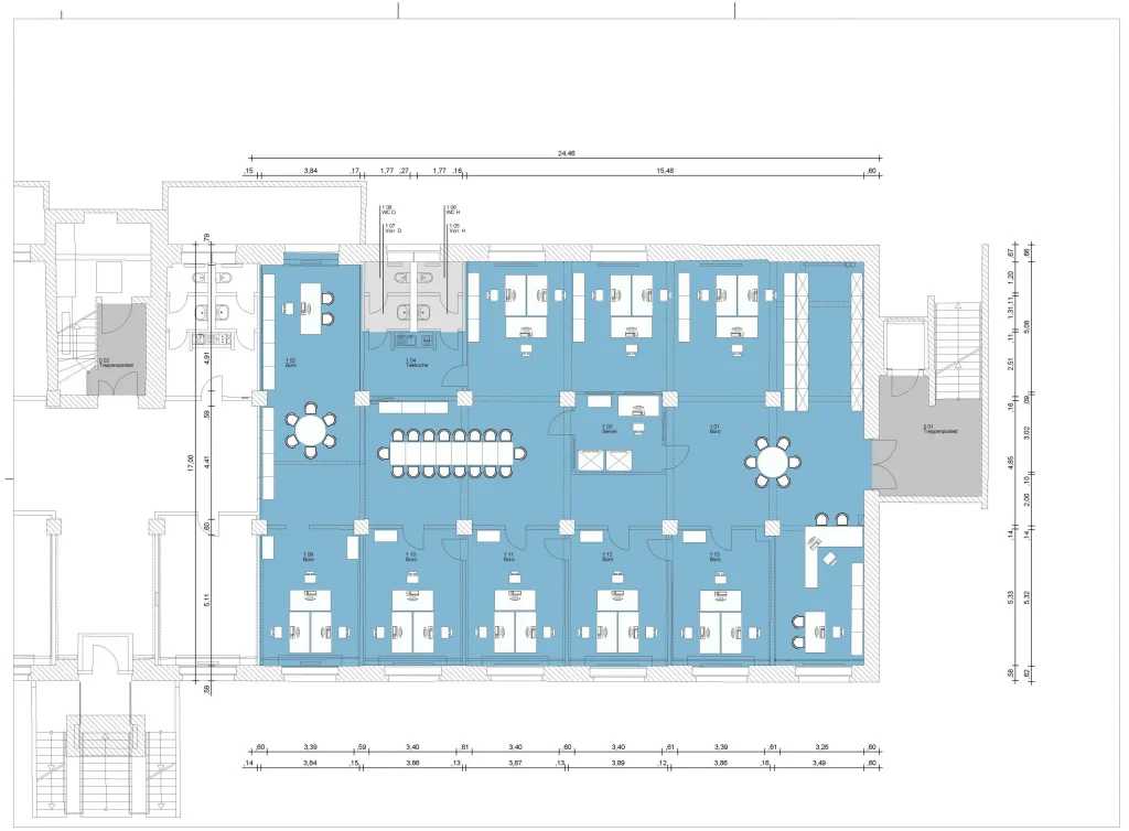 Der Grundriss zeigt das Souterrain von Haus 4 am Pelikanplatz 13a in Hannover mit 372 m² Bürofläche, aufgeteilt in viele Einzel- und Teambüros, Besprechungsräume und Gemeinschaftsbereiche.