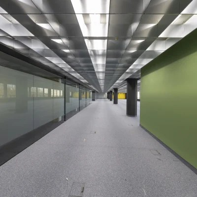 Funktionaler Flurbereich im Bürogebäude Hohenzollernstraße 24 in Essen mit klarer Wegeführung und moderner Gestaltung.